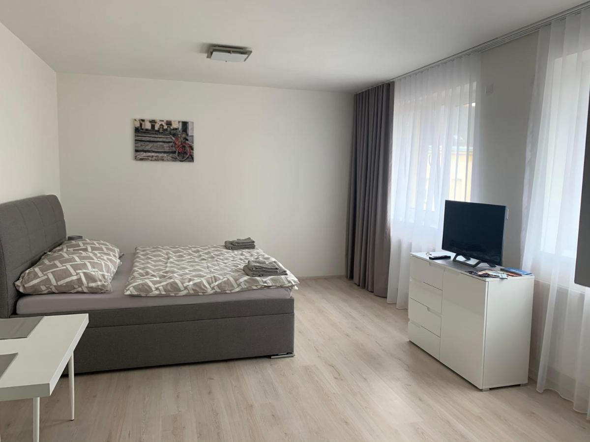 Modern Apartment In The City Center Plzen Luaran gambar